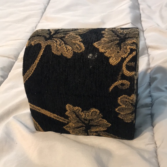 Nick Nack treasure chest or catch-all - Picture 3 of 10